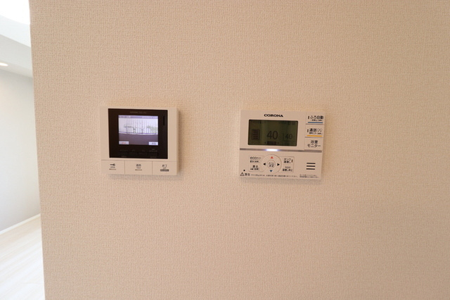 【その他】 | グランリュクス上野丘東 | 202　モニター付きインターホン・給湯リモコン