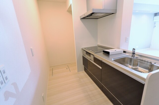 【キッチン】 | グランリュクス上野丘東 | 202　キッチン