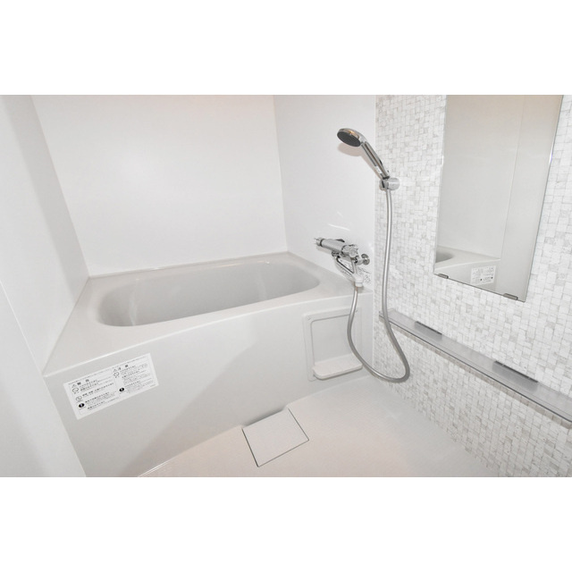 エスリード大須プレシアの浴室