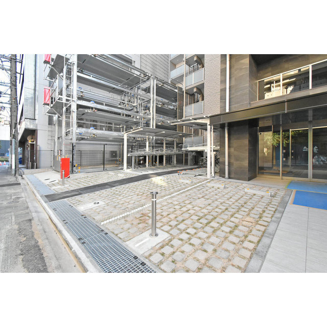 エスリード大須プレシアの駐車場