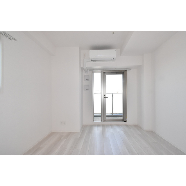 エスリード大須プレシアの玄関