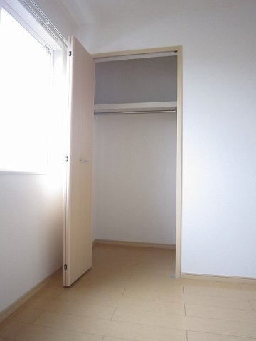 リバーサイド　セナの収納