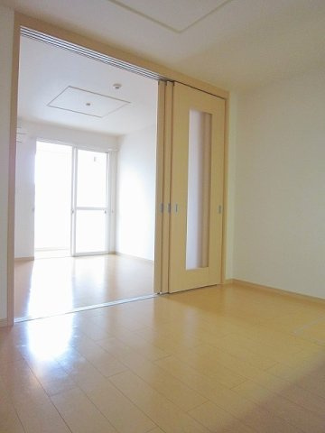 リバーサイド　セナの居間・リビング