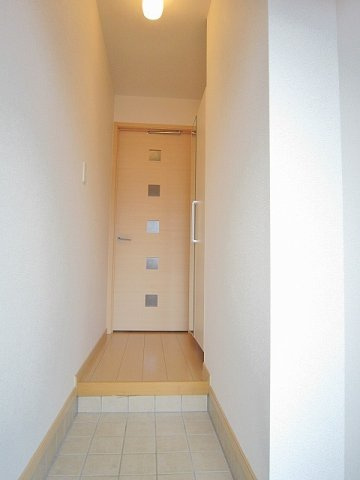 リバーサイド　セナの玄関