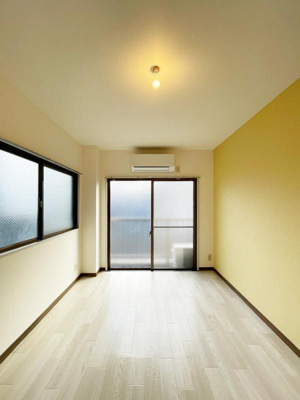 【居間・リビング】 | ドリームハイツ | 居室、リビング