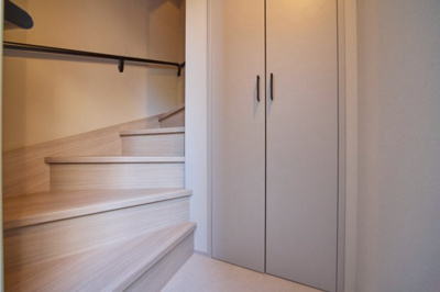 【玄関】 | エマージテラス練馬光が丘