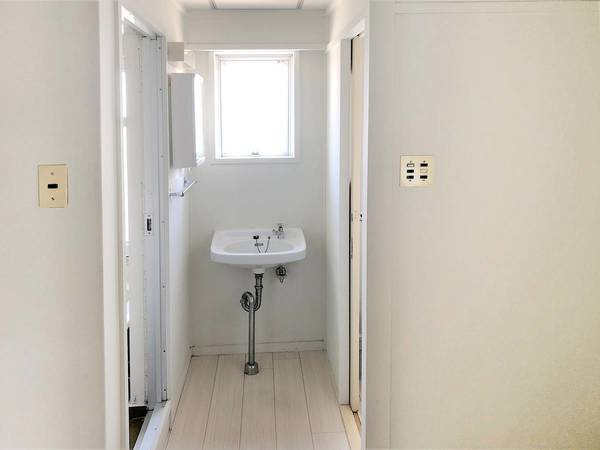 ビレッジハウス下野方1号棟の洗面所|ビレッジハウスの同一物件・同一タイプの間取りの写真です