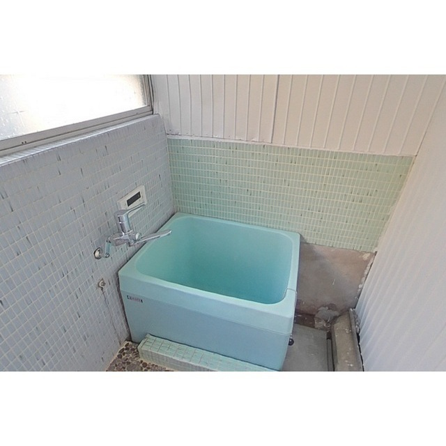 海津市平田町今尾の一戸建ての浴室