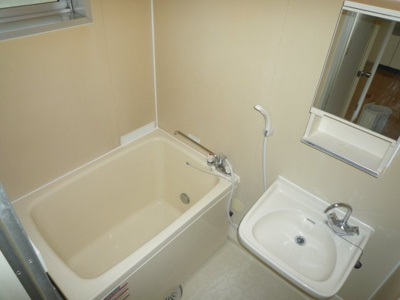 バス・洗面同室！