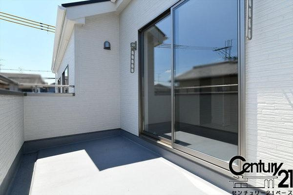 リーブルガーデン菅原町 ３号棟 ／新築一戸建の内観：施工例|■≪同仕様写真≫■日当たりのよいバルコニー！洗濯物もよく乾きます！■