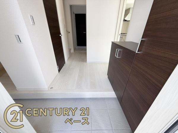 リーブルガーデン菅原町 ７号棟 ／新築一戸建の内観：施工例|■ＴＶモニター付きインターホンで防犯対策もバッチリ！来客も一目でわかり安心です！■