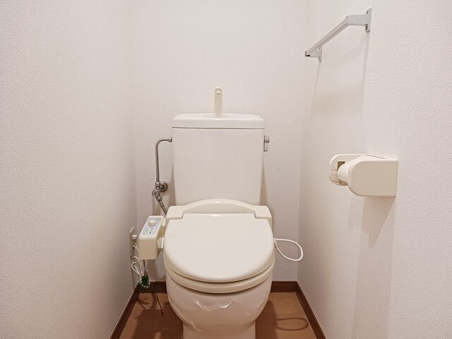 ル・オマージュのトイレ|ゆったりとした空間のトイレです