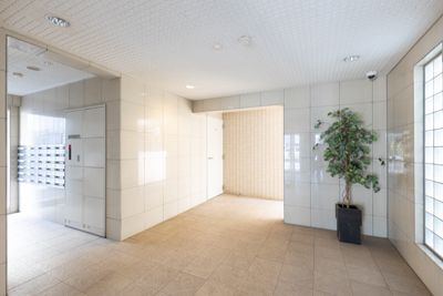 ジーリョ自由が丘のエントランス