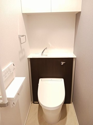 【トイレ】 | ドミールオカマエ　Ｂ