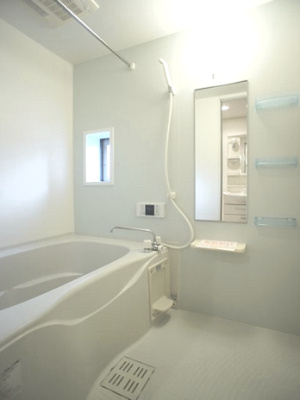 【浴室】 | カーサ・アルドーレＢ | ゆったり過ごせるお風呂です♪