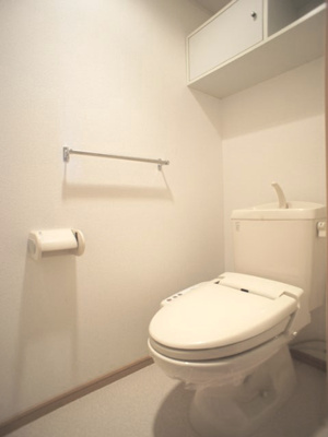 【トイレ】 | カーサ・アルドーレＢ | 温水洗浄暖房便座機能付きです♪