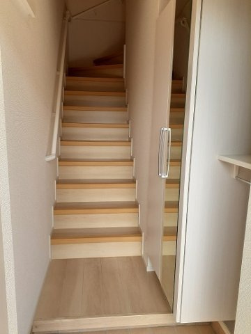 ＳＫ　パレスの玄関