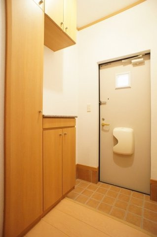 ＮＴＲ　スクエアⅠの玄関