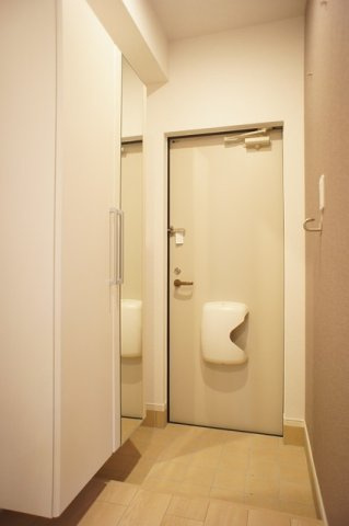 フィオーレ・ド・メゾンの玄関