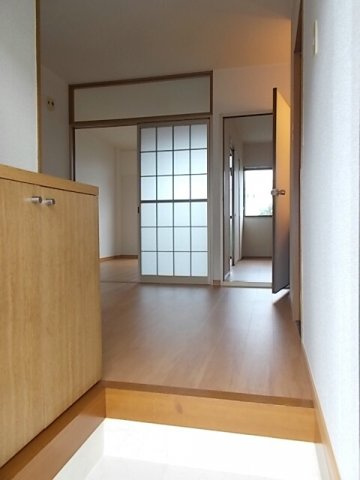 迫間ラッキーハイツⅠの玄関