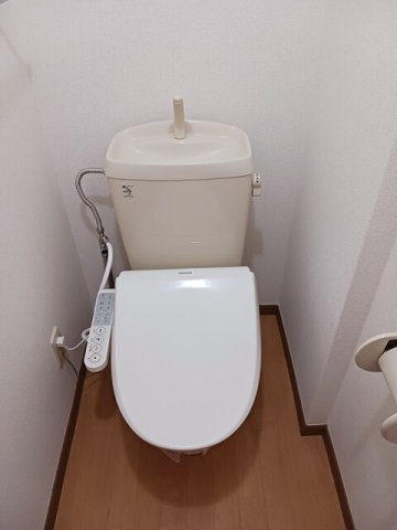 ハウスパピュラァのトイレ