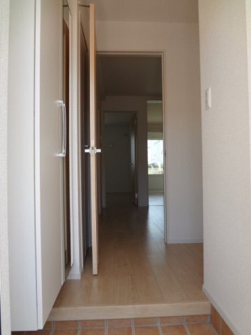 ブリアン・ヴェールⅥの玄関