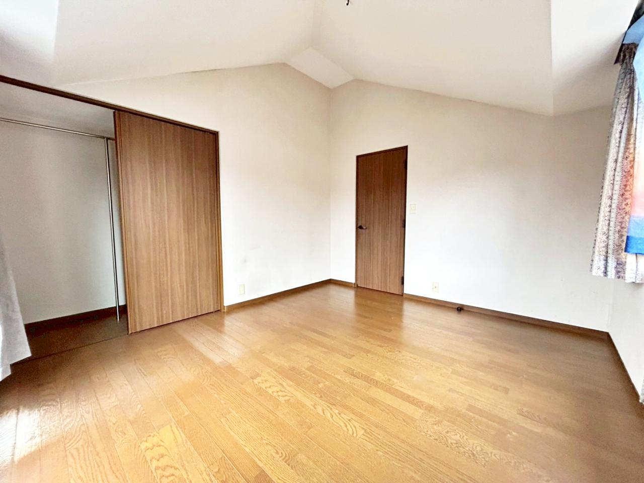 中古戸建　南つつじヶ丘桜台1丁目の洋室