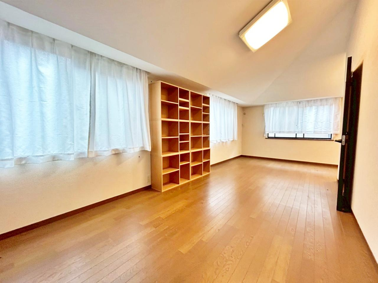 中古戸建　南つつじヶ丘桜台1丁目の洋室