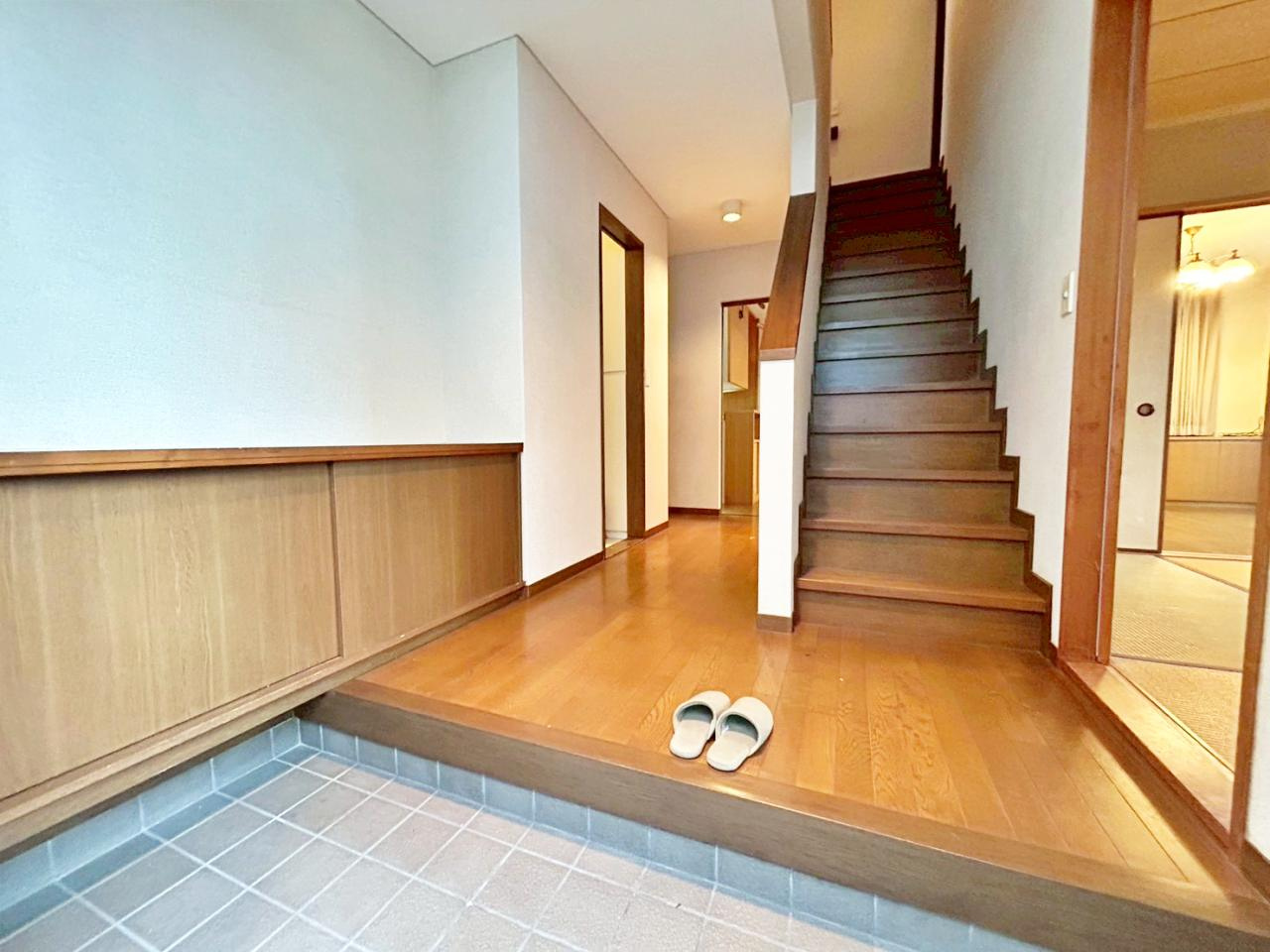 中古戸建　南つつじヶ丘桜台1丁目の玄関