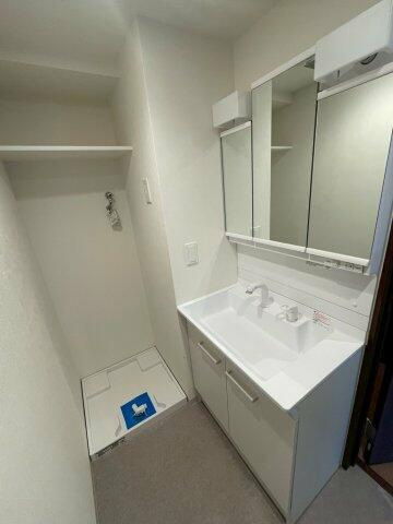 ＳＹＬＡ　ＳＡＫＵＲＡＧＩＣＨＯの洗面所