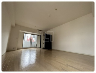 【居間・リビング】 | 南堀江アパートメントシエロ | 南堀江アパートメントシエロ　洋室