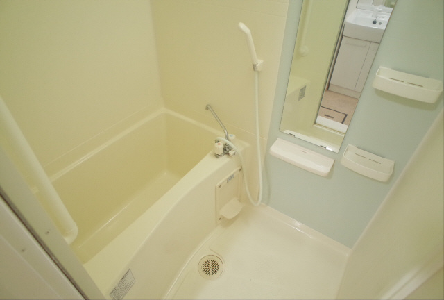 メープル神戸住吉の浴室