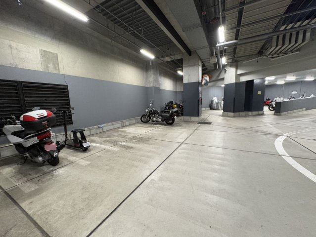シティタワーズ豊洲ザ・ツインサウスタワーの駐輪場|バイク置場
