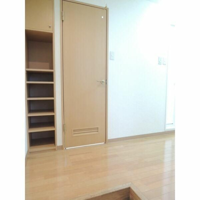 【居間・リビング】 | エスポワール・モナミ | ゆったりとしたリビングです