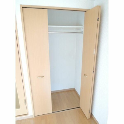 【収納】 | エスポワール・モナミ | たっぷりとした収納スペースです