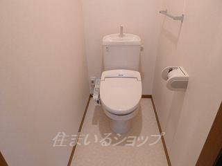 セジュール深川　A棟のトイレ|シャワートイレ