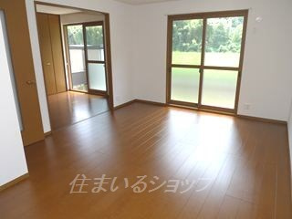 セジュール深川　A棟の居間・リビング