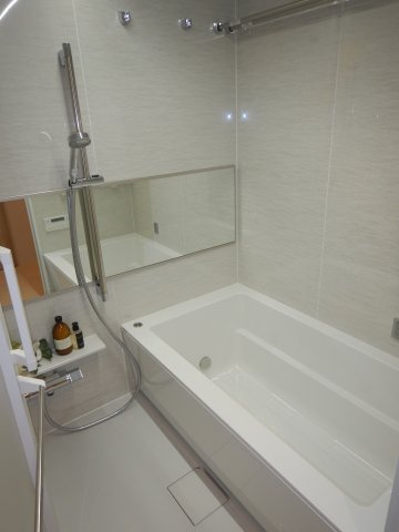 パークシティ中央湊ザタワーの外観