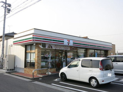 【周辺】 | セントラル道本Ｂ | セブンイレブン岡崎牧御堂町店まで550m