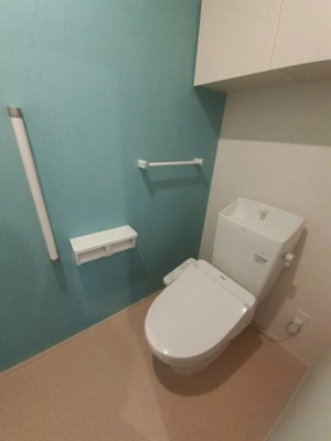 【トイレ】 | エスペランス・Ⅰ | ゆったりとした空間のトイレです