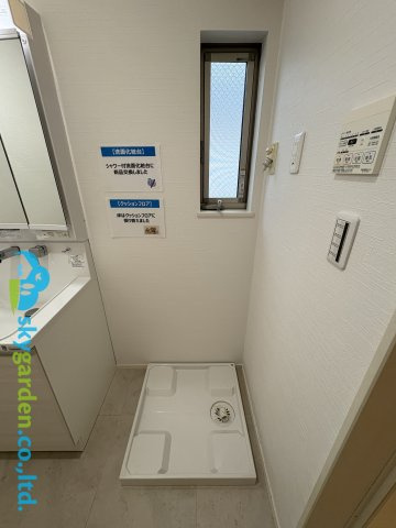 茅ヶ崎市室田1丁目　中古戸建のランドリースペース