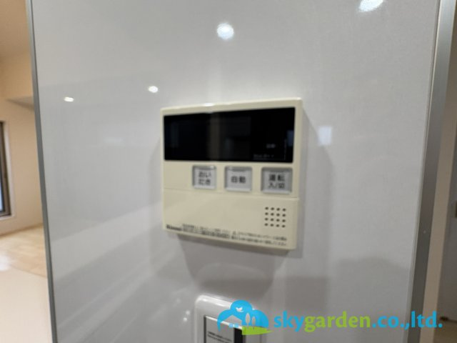 茅ヶ崎市室田1丁目　中古戸建の設備|給湯スイッチパネル