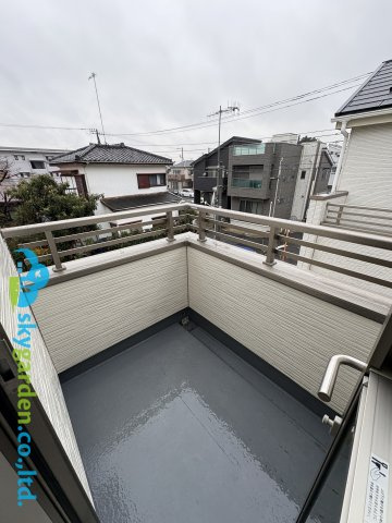 茅ヶ崎市室田1丁目　中古戸建のバルコニー|キッチン後ろにもう一つバルコニーがあります