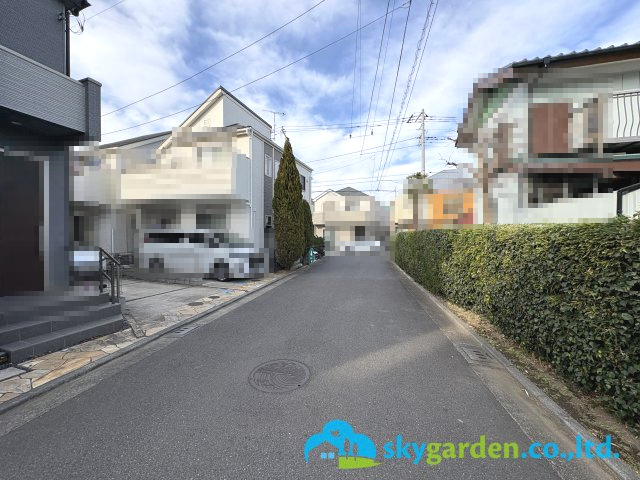 茅ヶ崎市室田1丁目　中古戸建の前面道路含む現地写真|前面道路の様子