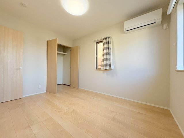 中古戸建　岐阜市鏡島中1丁目　平成31年築の洋室