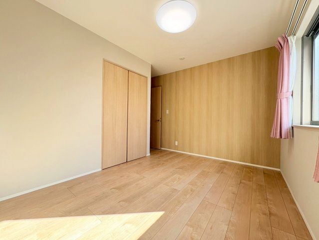 中古戸建　岐阜市鏡島中1丁目　平成31年築の洋室