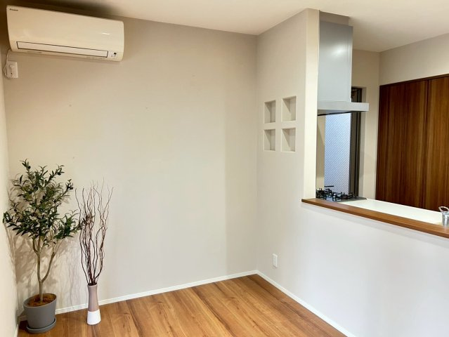 中古戸建　岐阜市鏡島中1丁目　平成31年築の居間・リビング