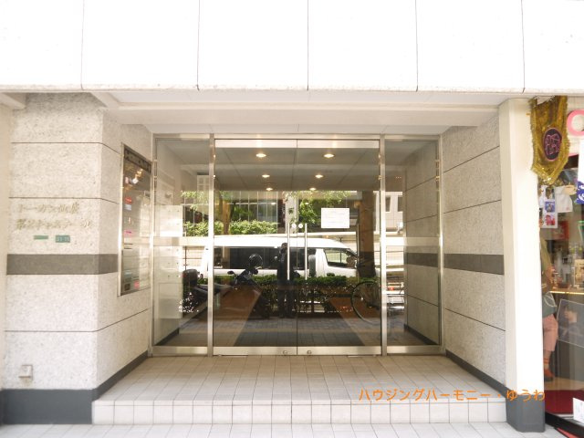 【エントランス】 | トーカン池袋第2キャスティール | 清廉とされたエントランスになっています。