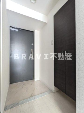 スワンズシティ大手前ソレイユ BRAVI不動産の玄関|【スワンズシティ大手前ソレイユ】