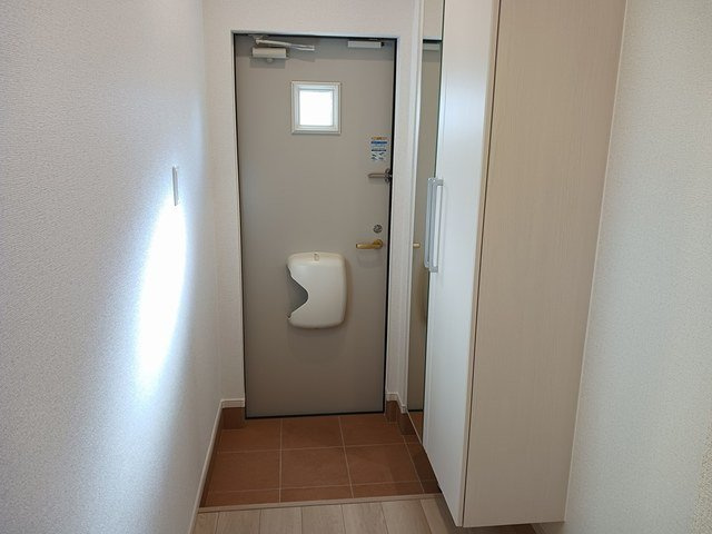 ブリランテ　Ⅱの玄関